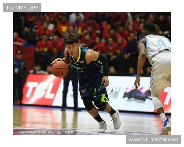 扎伊恩内线强攻拉开空间效率提升显著主导球队进攻